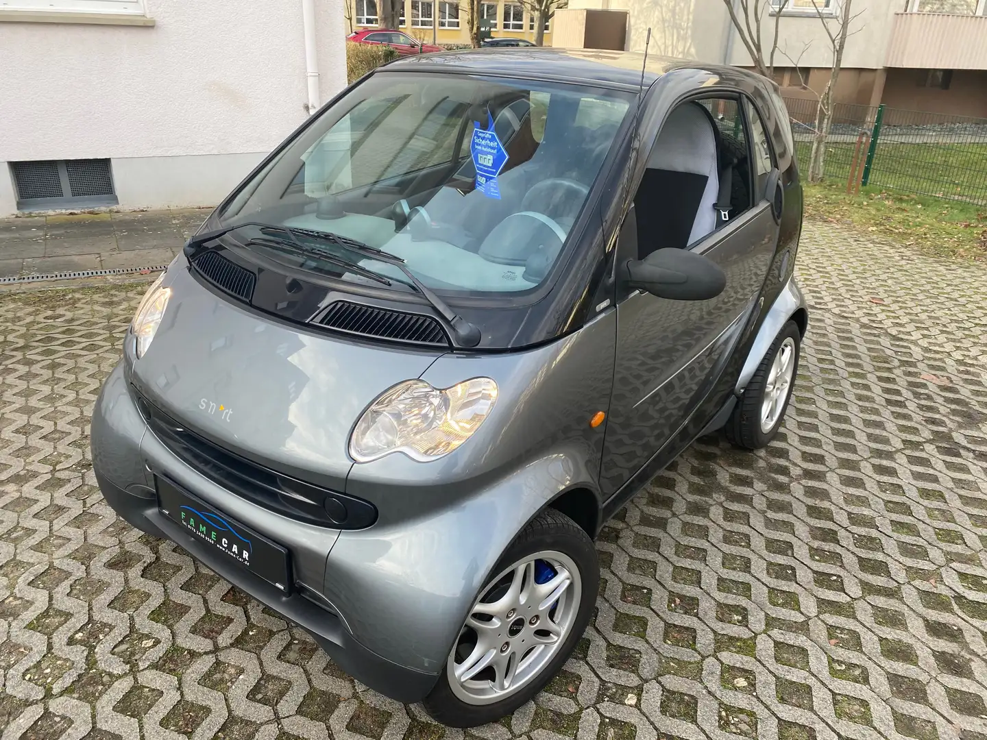 smart city-coupé/city-cabrio 2. Hand - VIELE EXTRAS - VIELE NEUTEILE -TÜV Šedá - 1