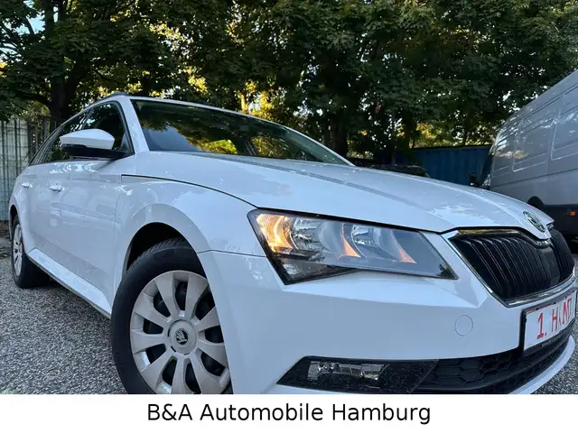Skoda Superb Combi 1 Hand+Tüv/Au Neu