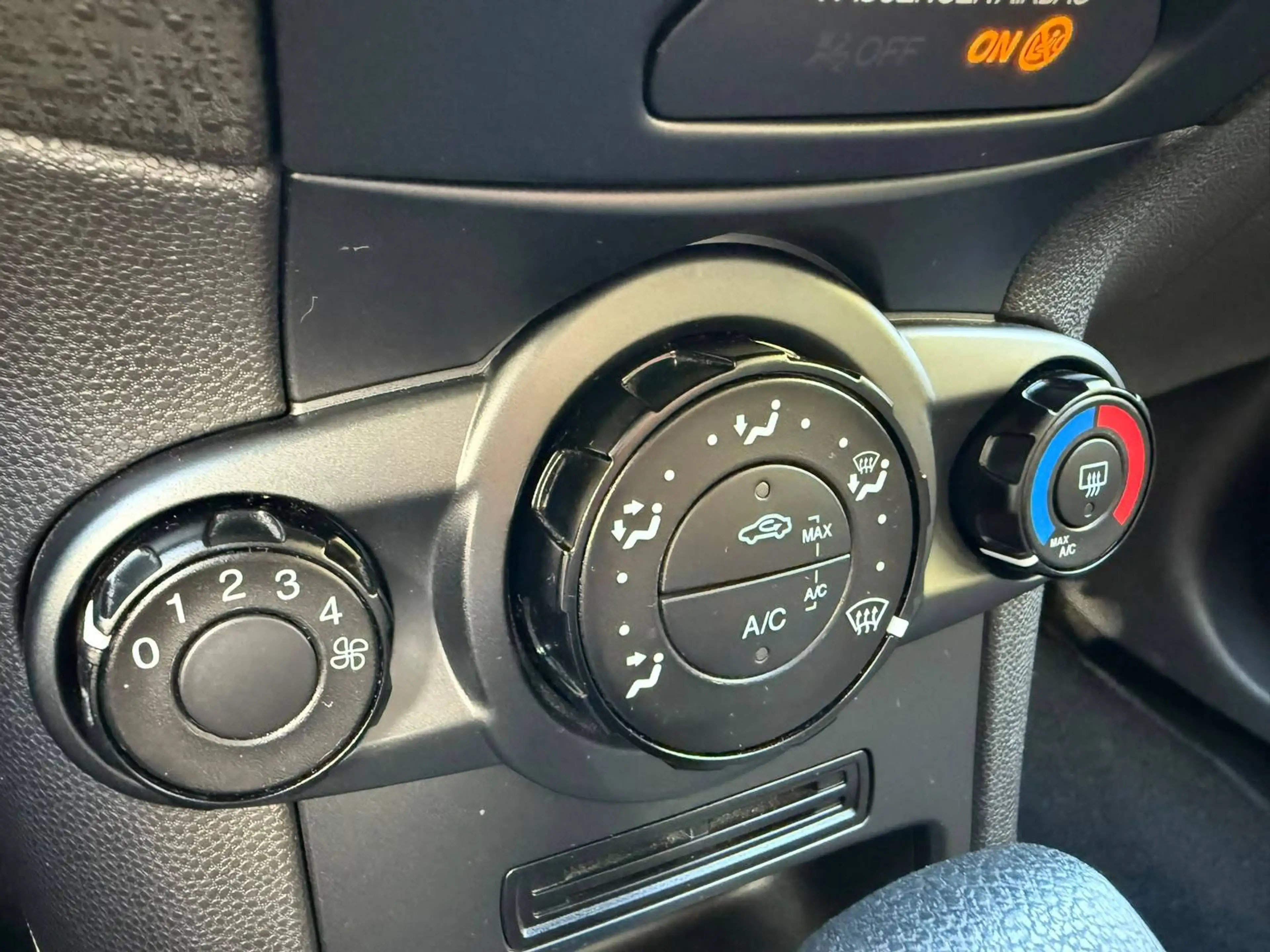 Ford Fiesta Fiesta 1.0 EcoBoost Titanium PowerShift GARANTIE 1 AN/JAAR — photo 13