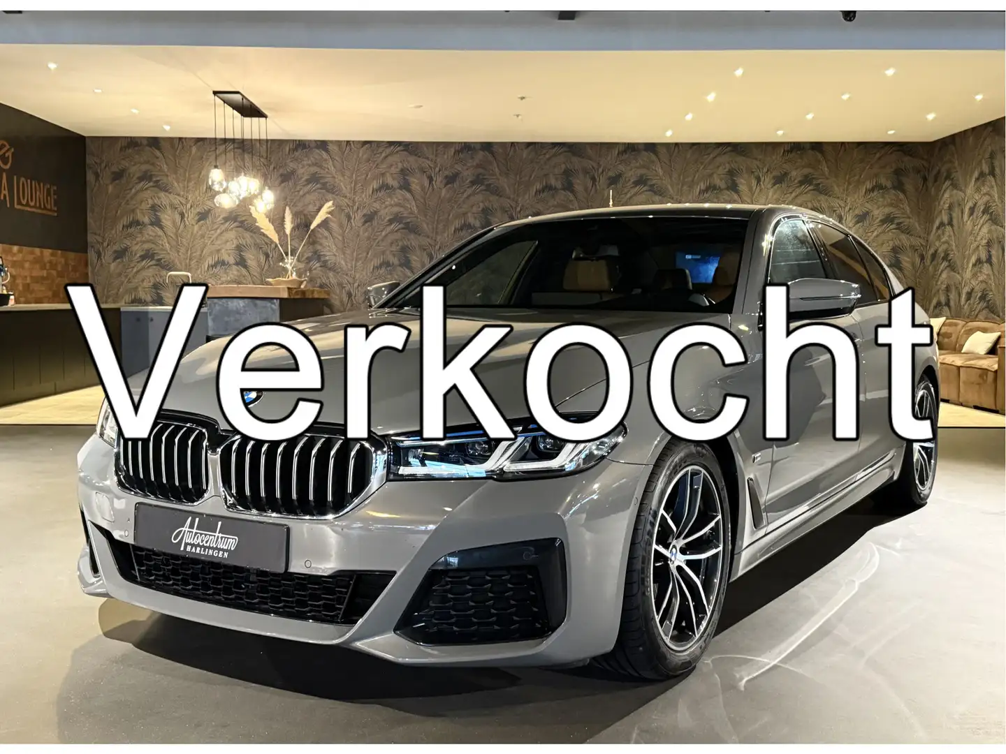 BMW 520 5-serie 520i Facelift I M-Sportpakket I BerninaGra Grau - 1