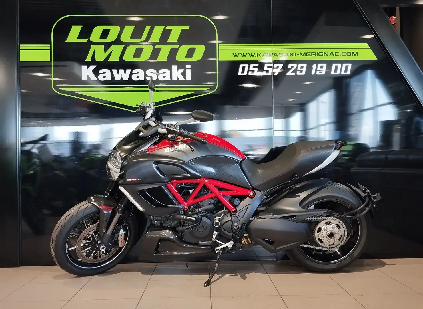 Ducati Diavel Rojo - 2