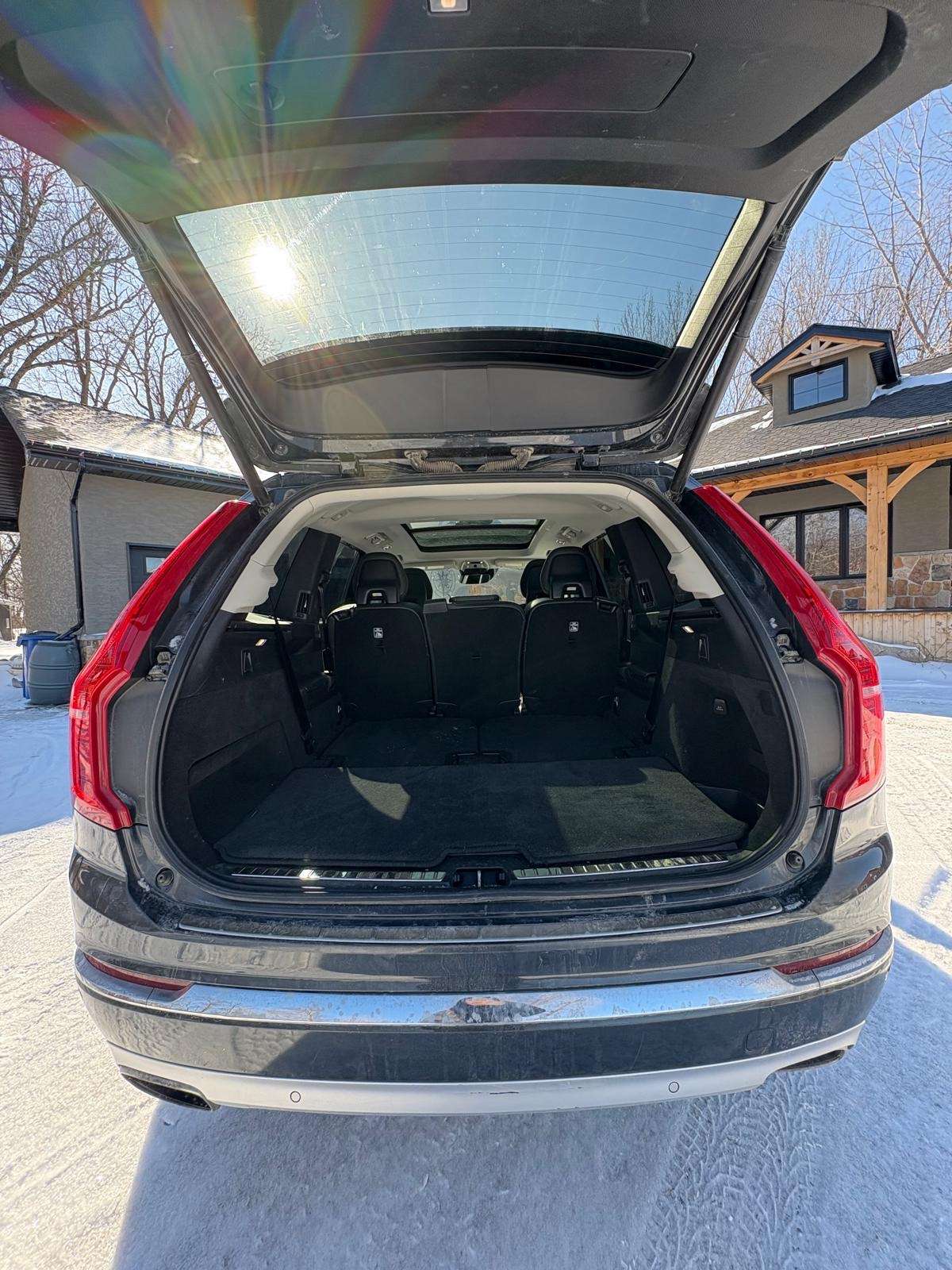2021 Volvo XC90 Recharge T8 eAWD PHEV Inscription Expression thumb 11