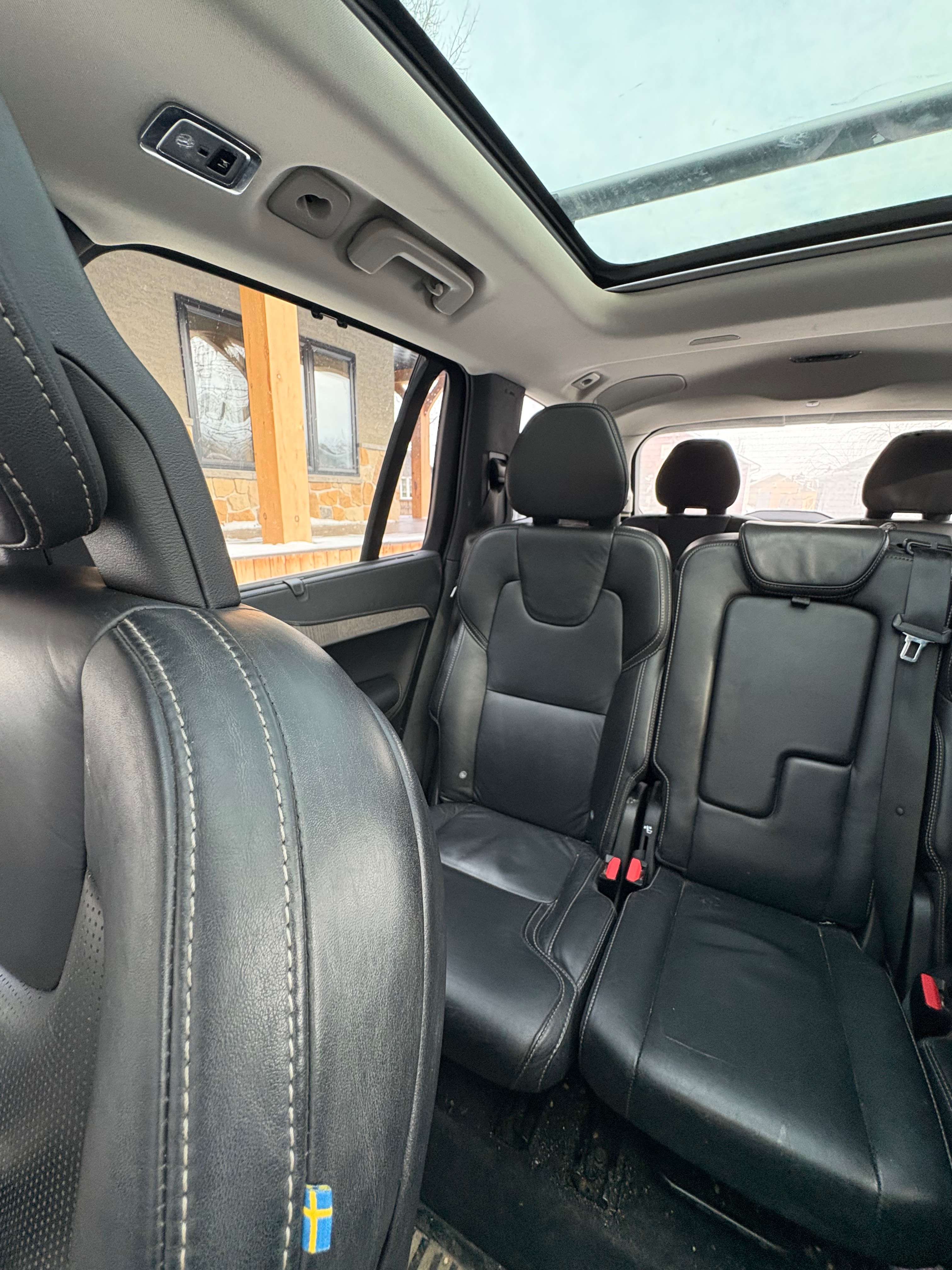 2021 Volvo XC90 Recharge T8 eAWD PHEV Inscription Expression thumb 15