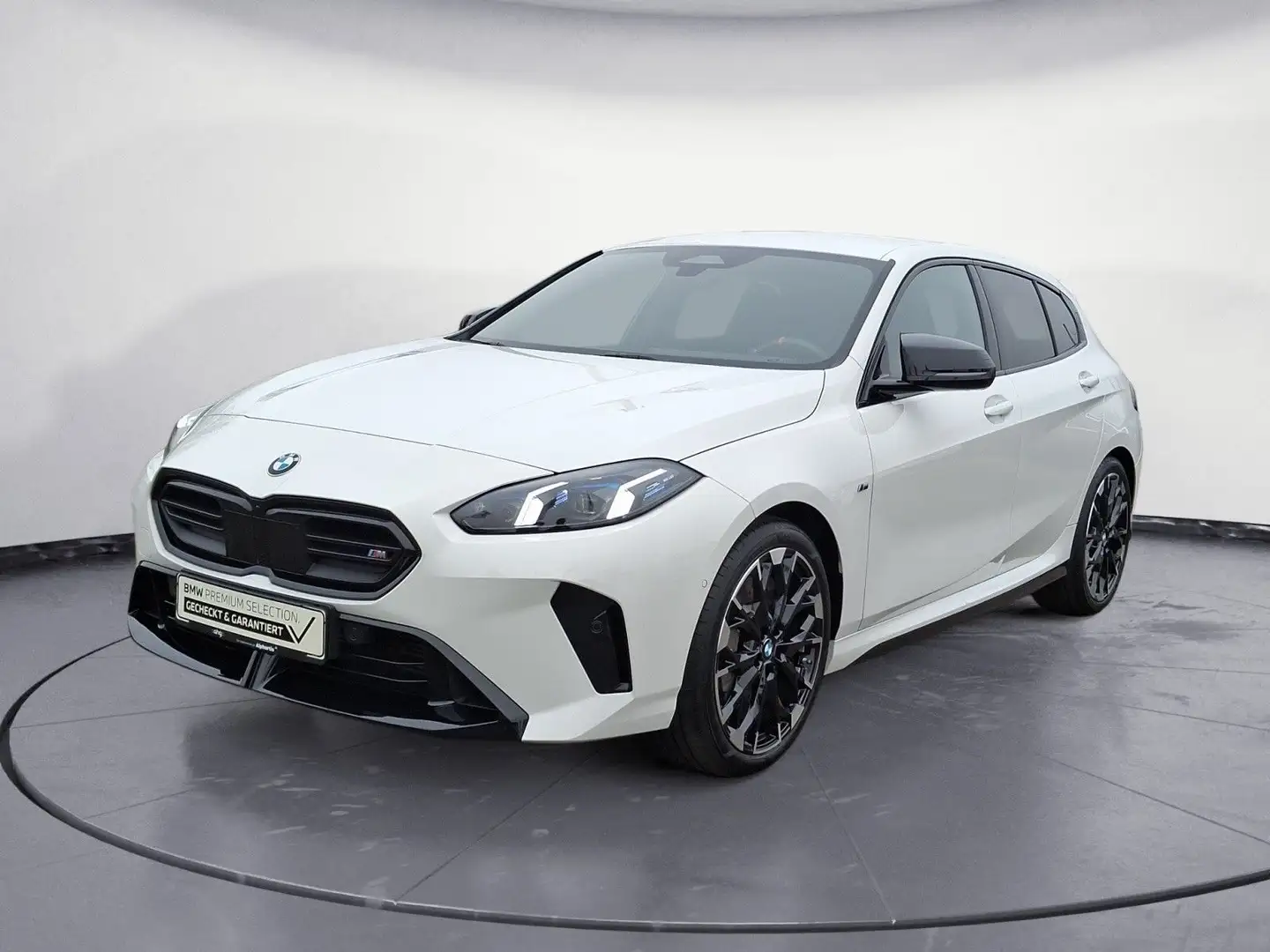 BMW 135 xDrive Hatch M-Sport Pro *Shadow*Compound*N Weiß - 2
