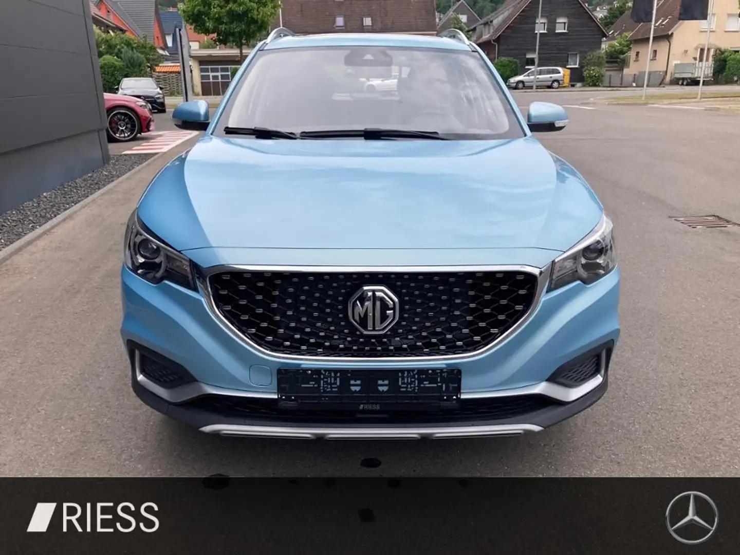 MG ZS SD FLA SpurH SpurW KeyLess LM Leder Navi PDC - 2