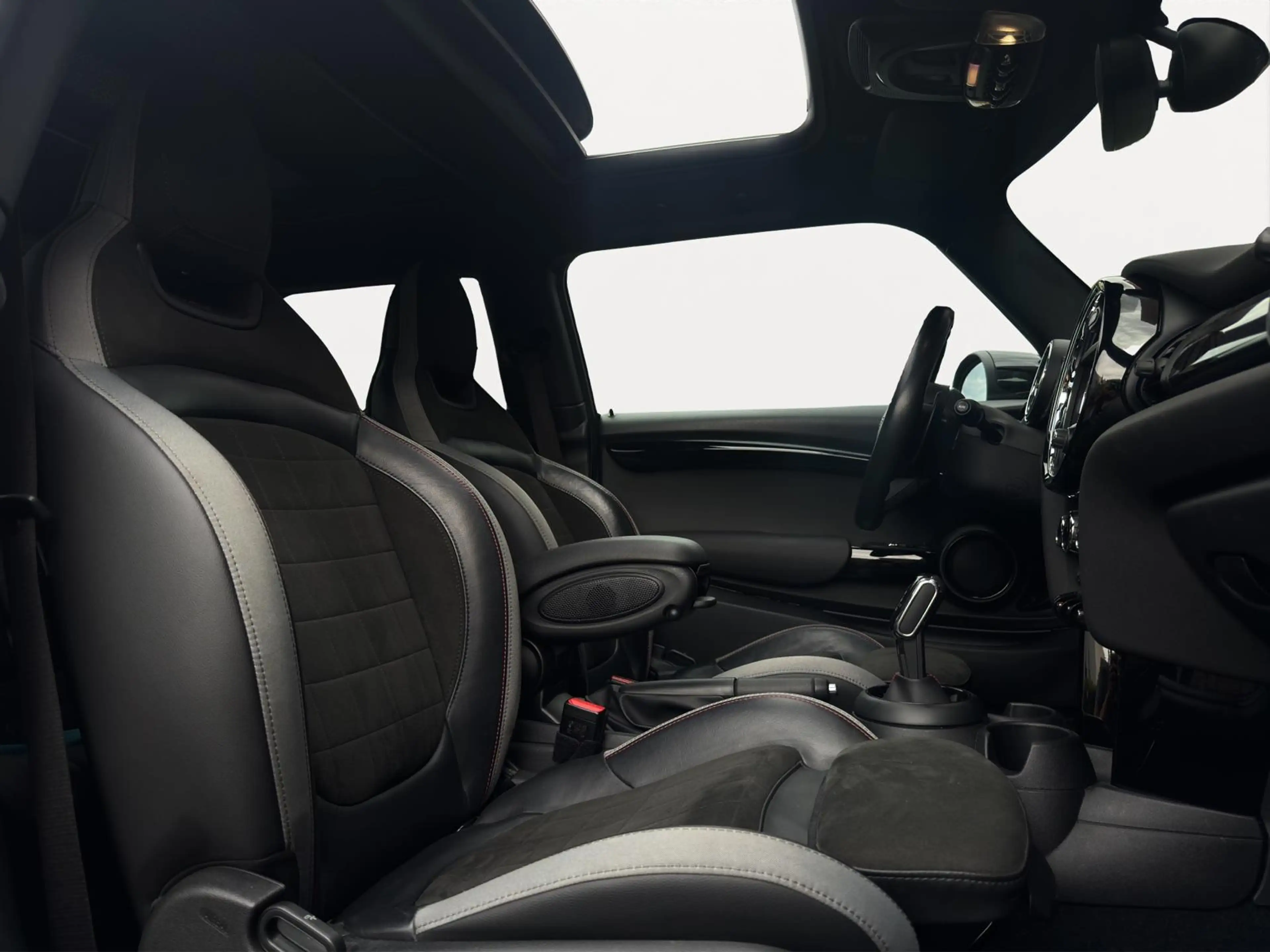 MINI Cooper S 3-Deurs 2.0 192PK John Cooper Works Pano Schaalsto — photo 14