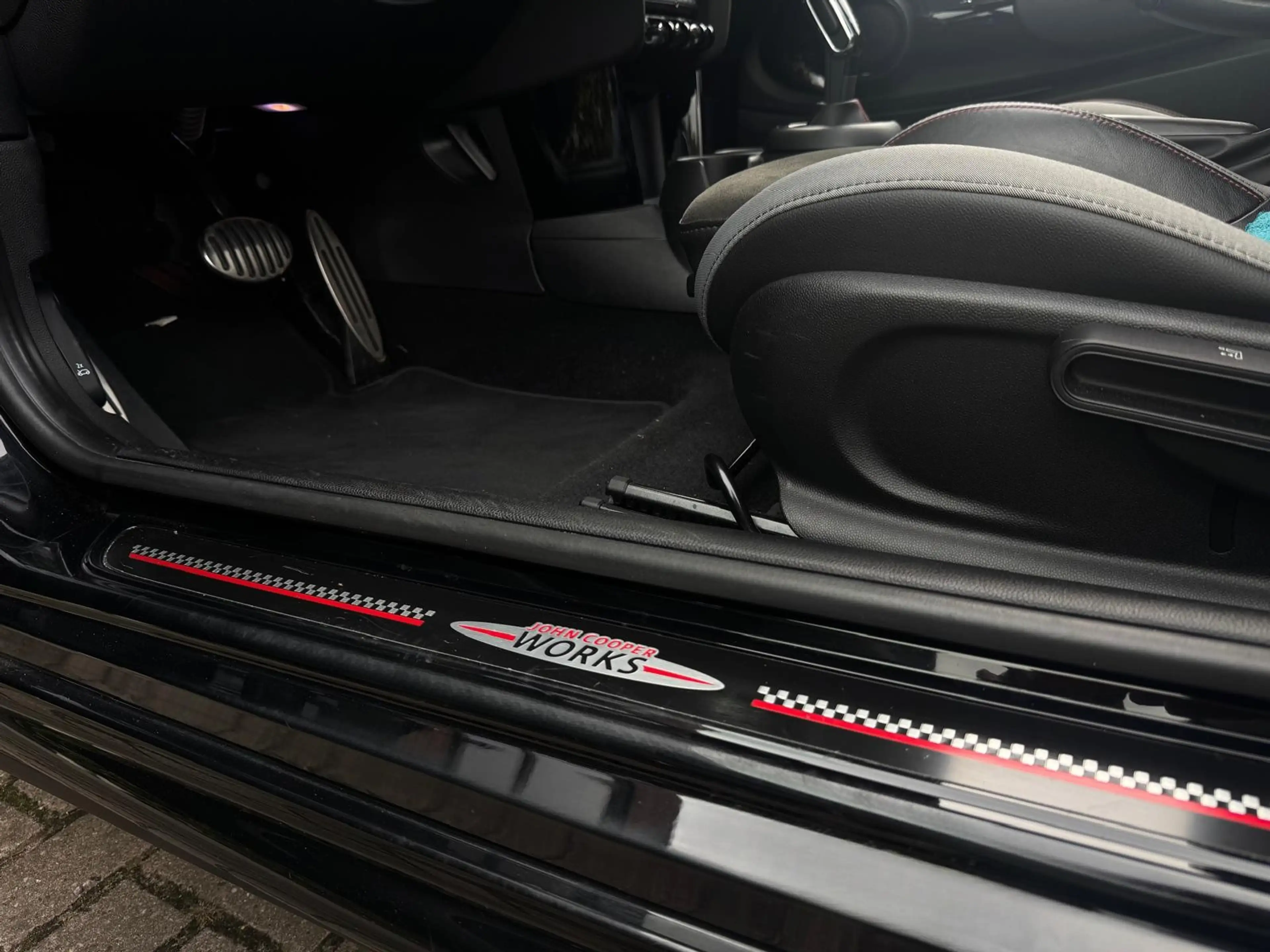 MINI Cooper S 3-Deurs 2.0 192PK John Cooper Works Pano Schaalsto — photo 33