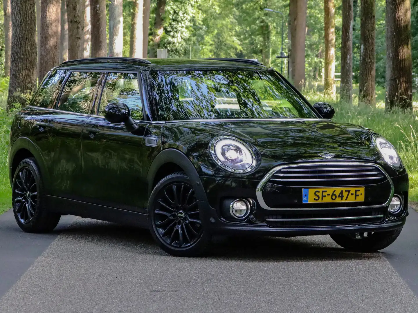 MINI Cooper Clubman LCI-Automaat Carplay HUD Harman Kardon Alcantara Zwart - 1