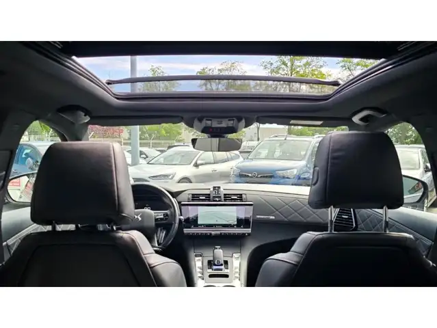DS Automobiles DS 7 Crossback view 15