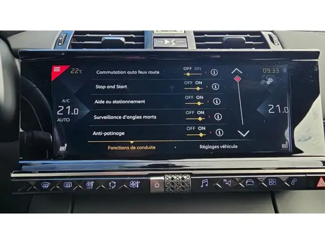 DS Automobiles DS 7 Crossback view 12