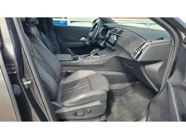 DS Automobiles DS 7 Crossback view 14