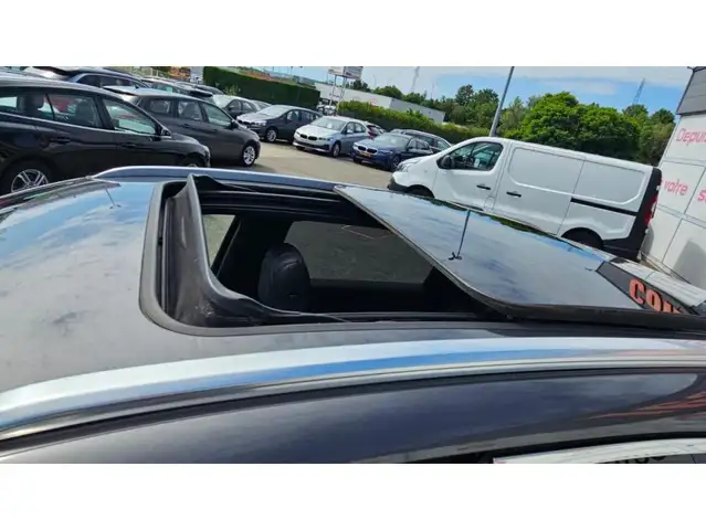 DS Automobiles DS 7 Crossback view 3