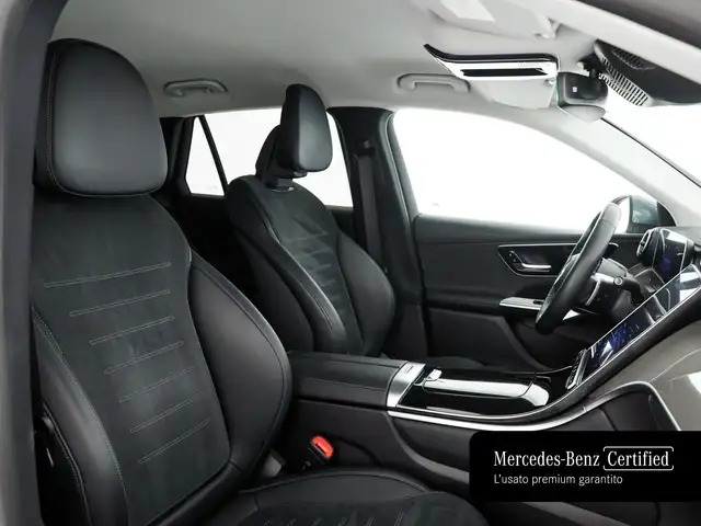 Mercedes-Benz GLC view 10