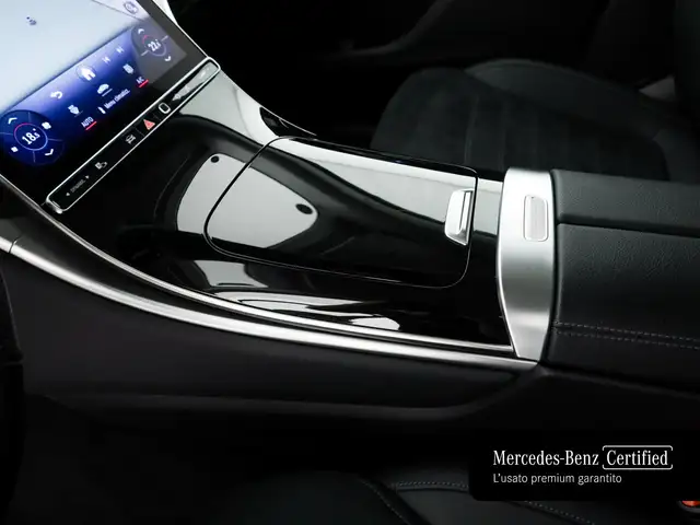 Mercedes-Benz GLC view 15
