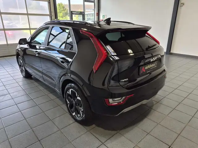 Kia E-Niro view 4