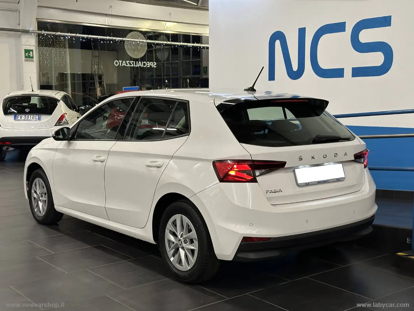 Skoda Fabia 1.0 TSI EVO 95 CV Ambition Bianco - 2