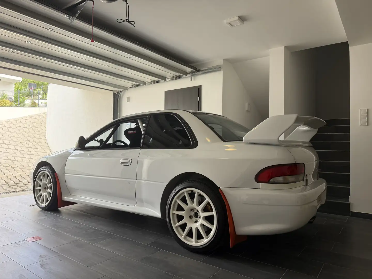 Subaru WRX STI Weiß - 1