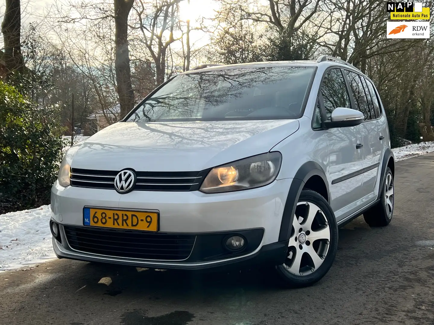 Volkswagen Cross Touran 1.4 TSI Touran | Cruise + Clima Nu € 6.999,-!!! Gris - 1