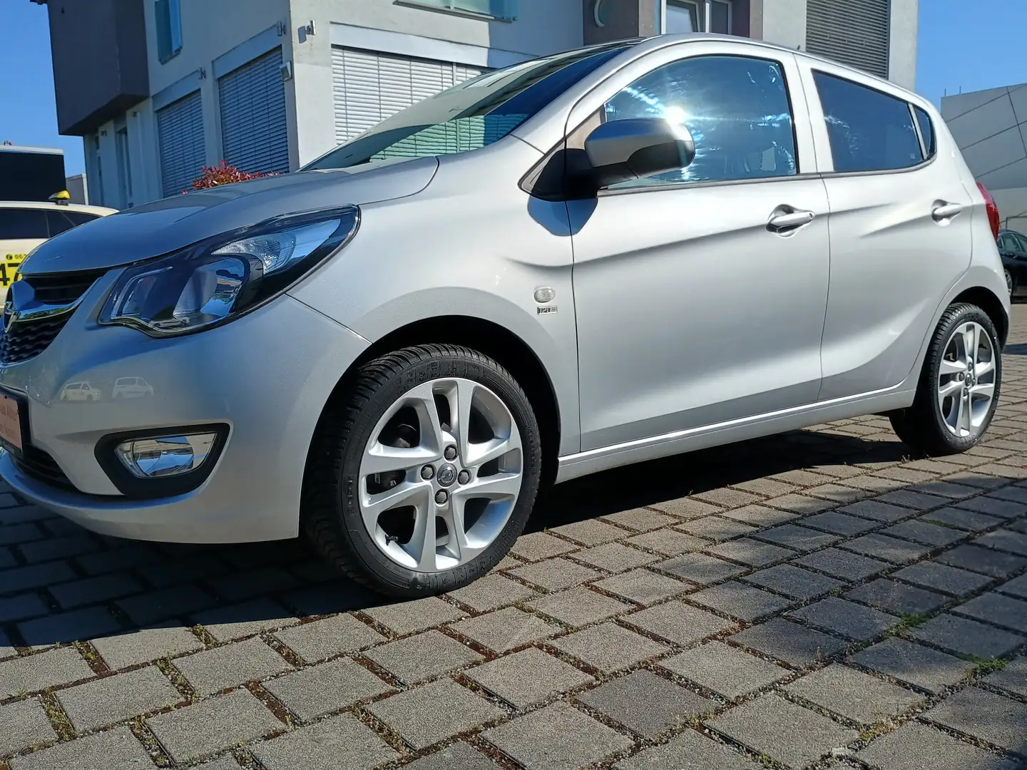 Opel Karl 1.0 ECOTEC Orig.13 Tkm/1Hd/Sitzhzg/PDC/Alu/Klima Plateado - 1