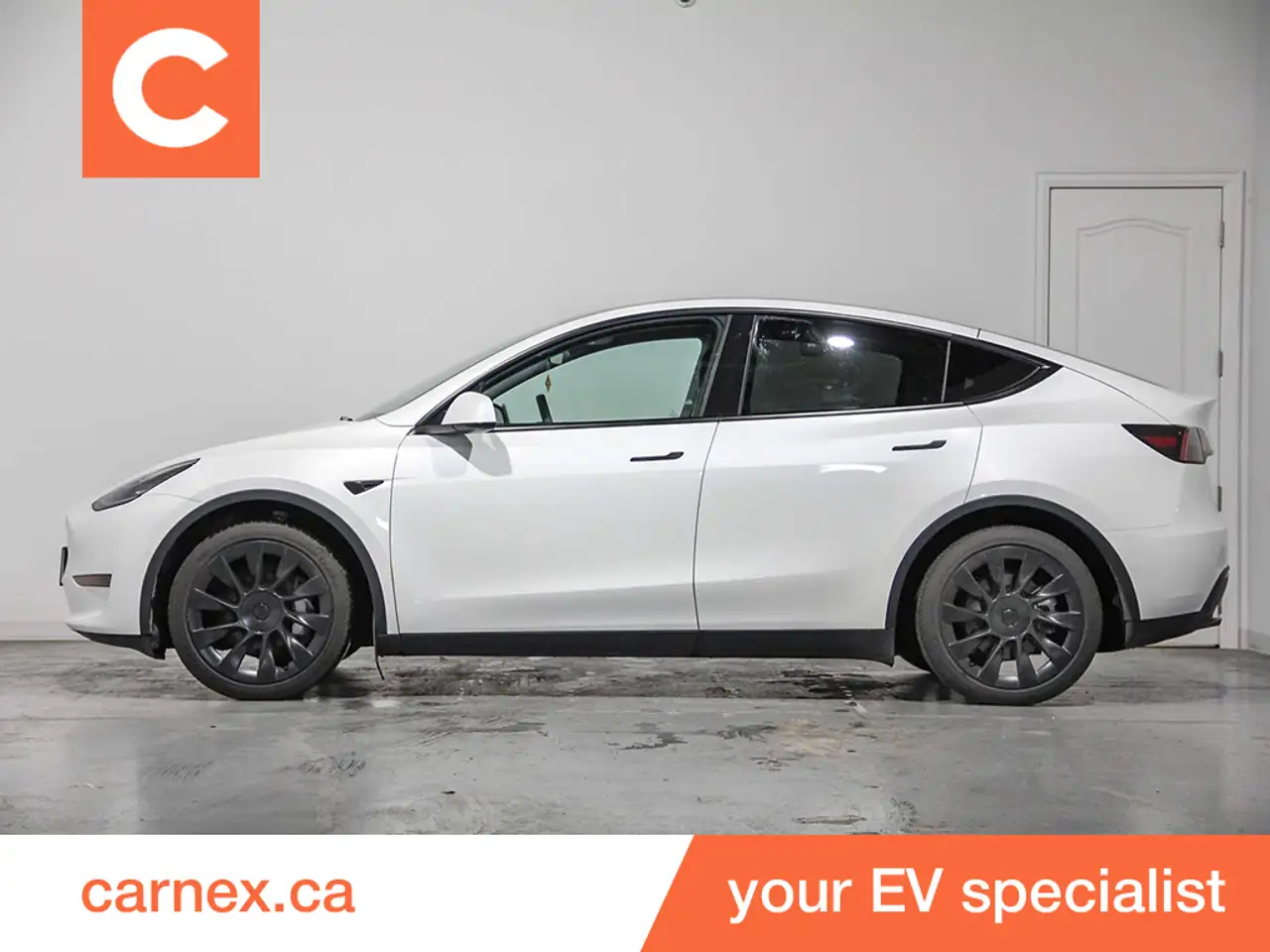 Tesla Model Y photo Tesla Model Y