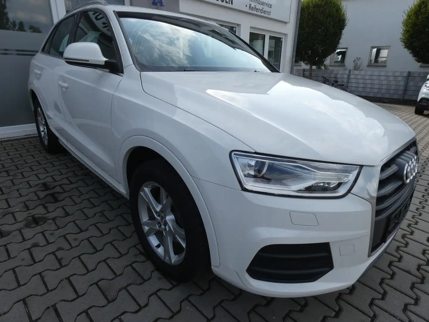 Audi Q3 sport quattro Blanc - 1