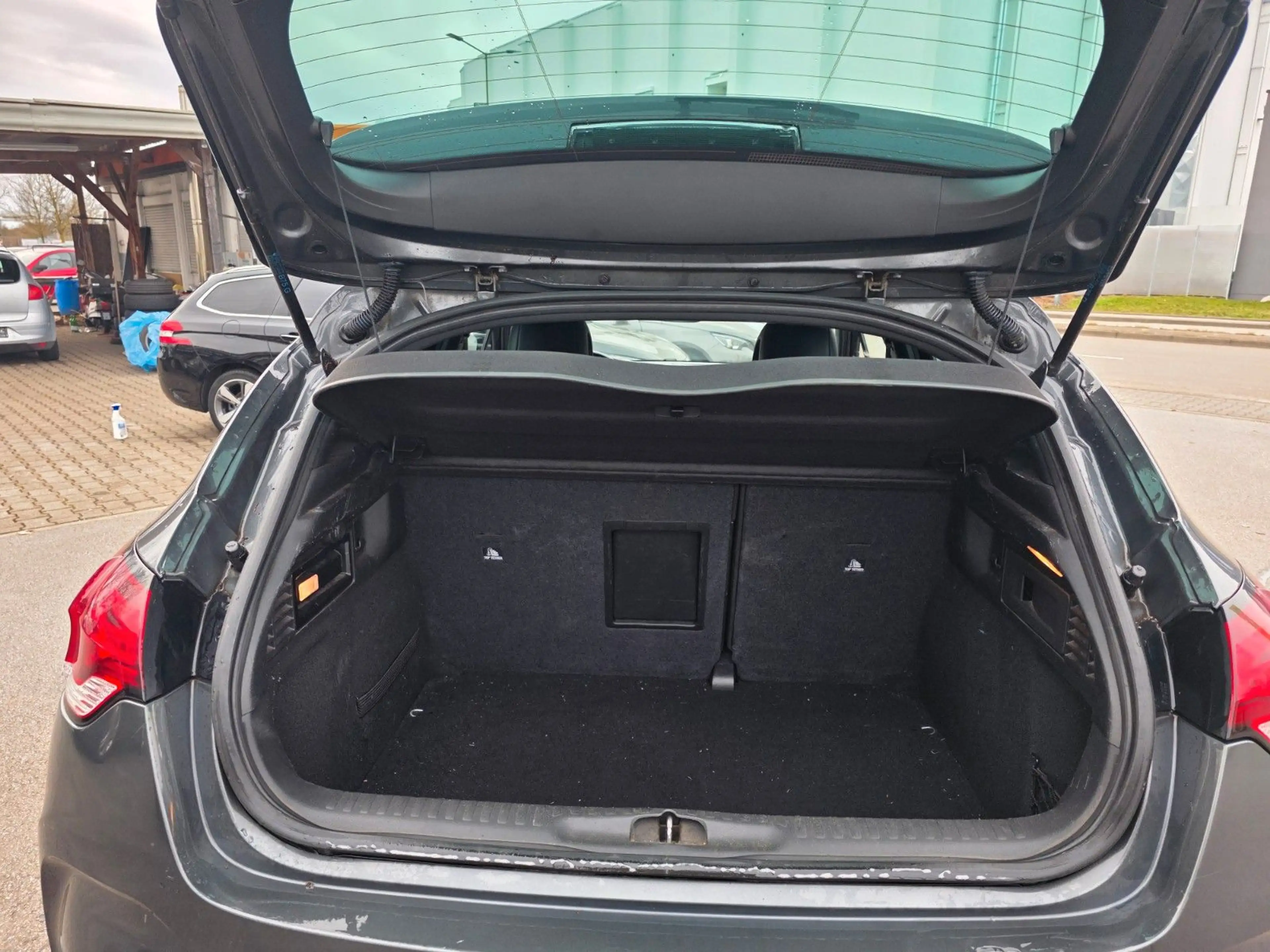 Citroen DS4 HDi 165 SoChic/Tüv-Neu/Navi/Leder — photo 7