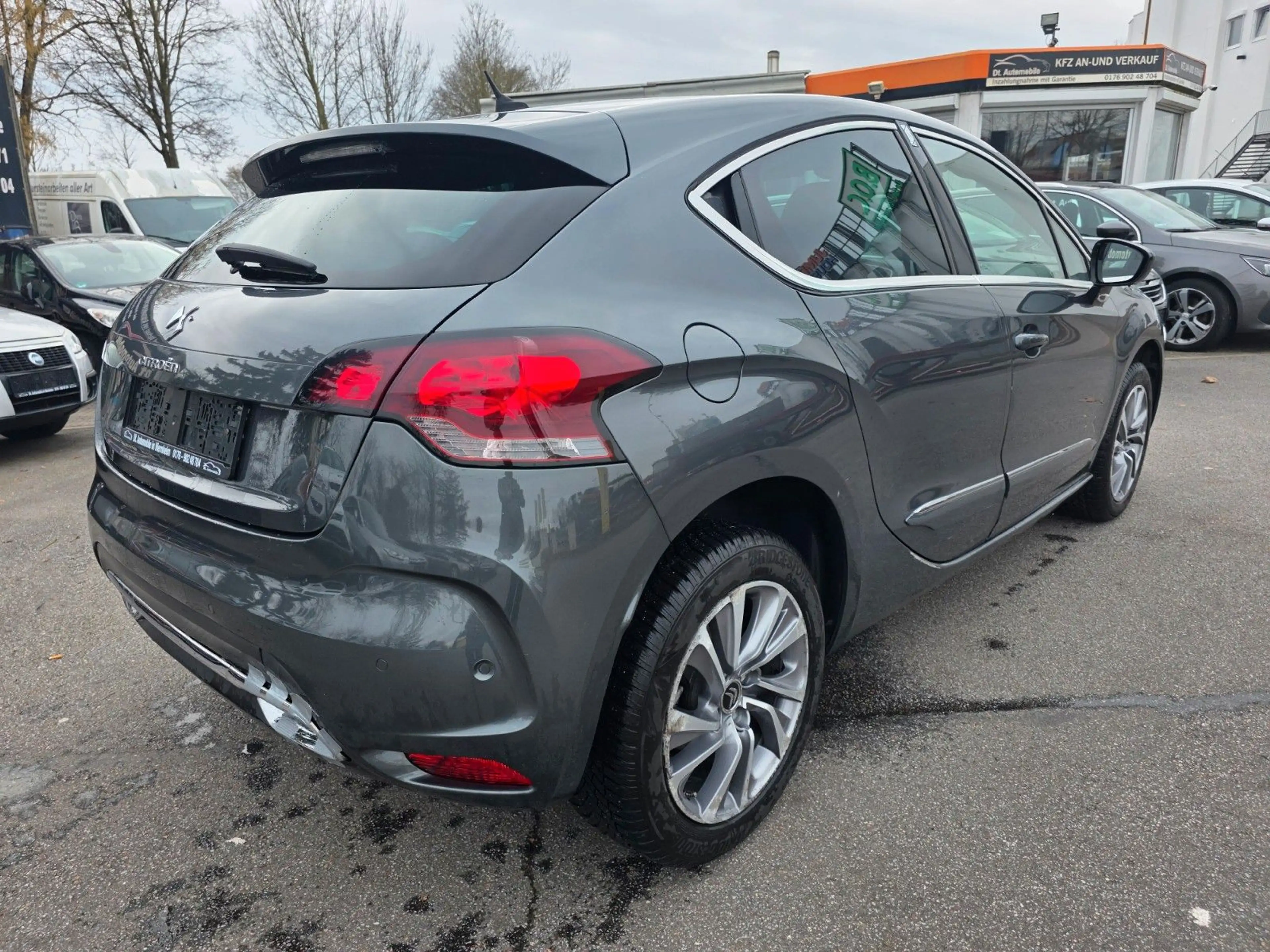 Citroen DS4 HDi 165 SoChic/Tüv-Neu/Navi/Leder — photo 6
