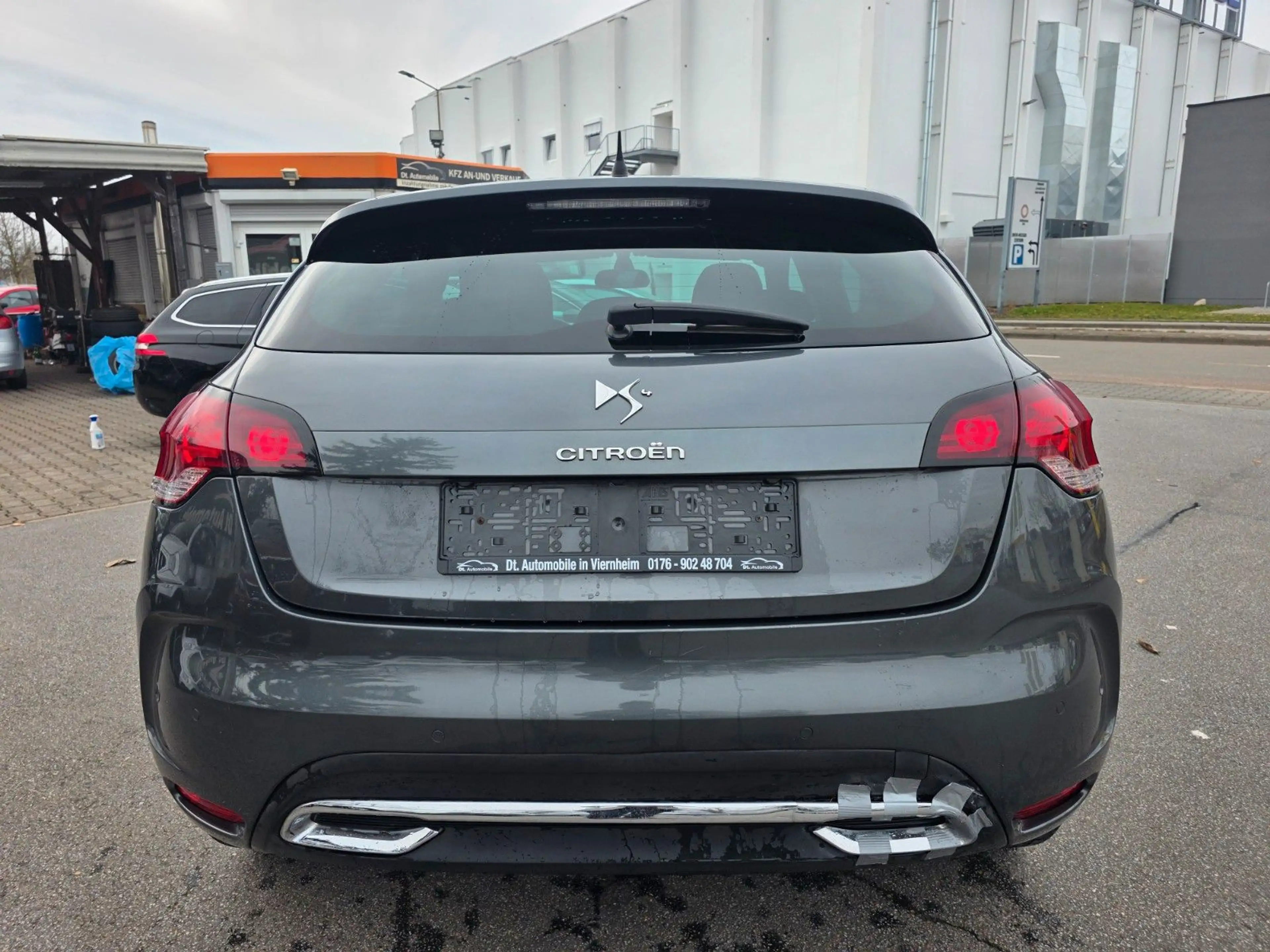 Citroen DS4 HDi 165 SoChic/Tüv-Neu/Navi/Leder — photo 5