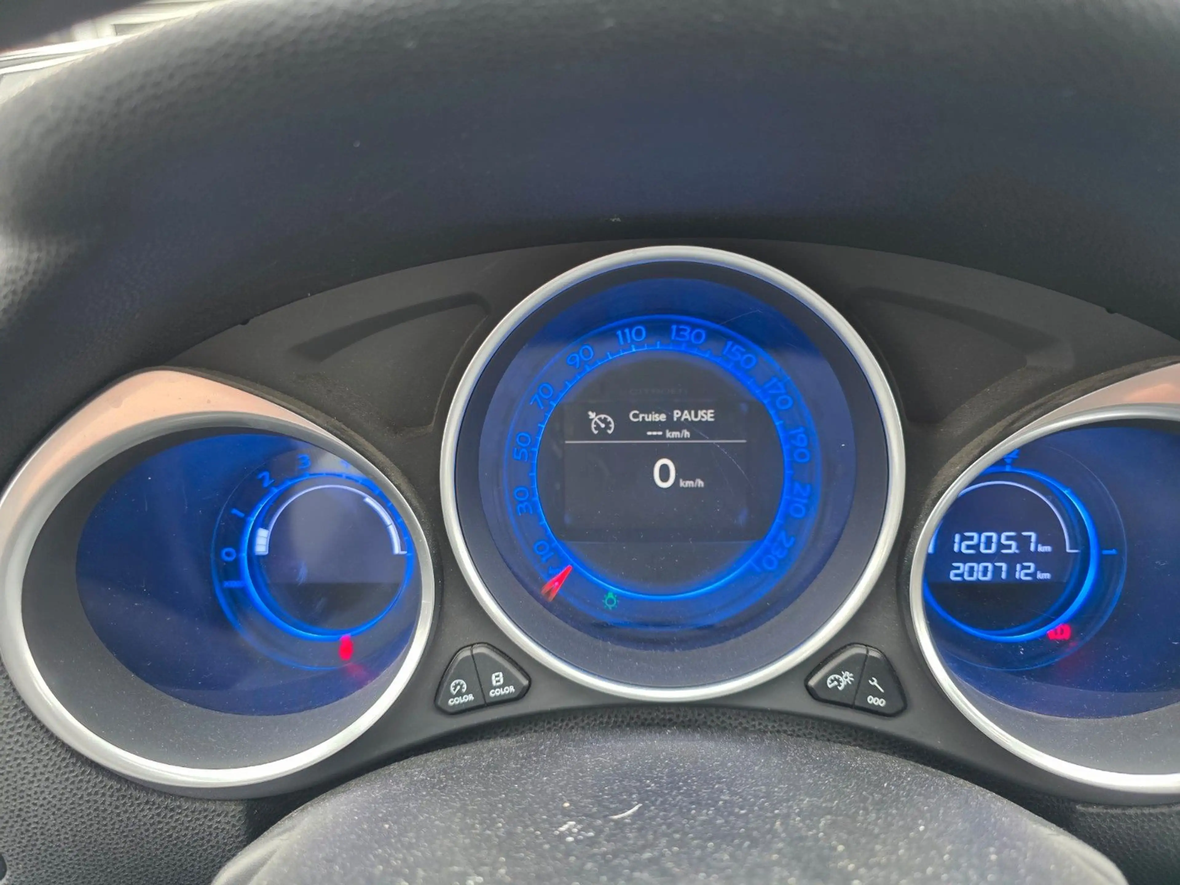 Citroen DS4 HDi 165 SoChic/Tüv-Neu/Navi/Leder — photo 11