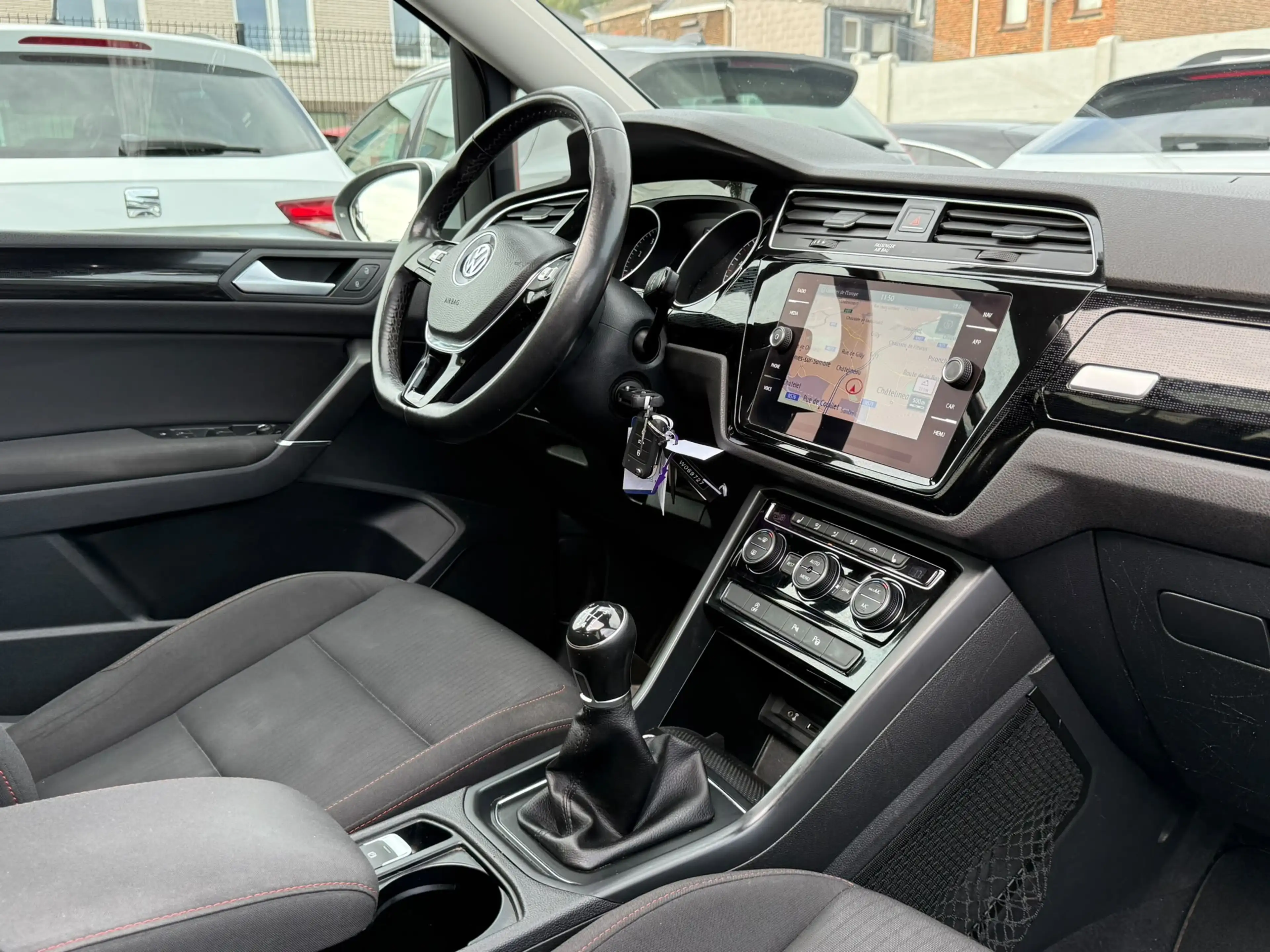 Volkswagen Touran 1.2TSI //R LINE//… — photo 12