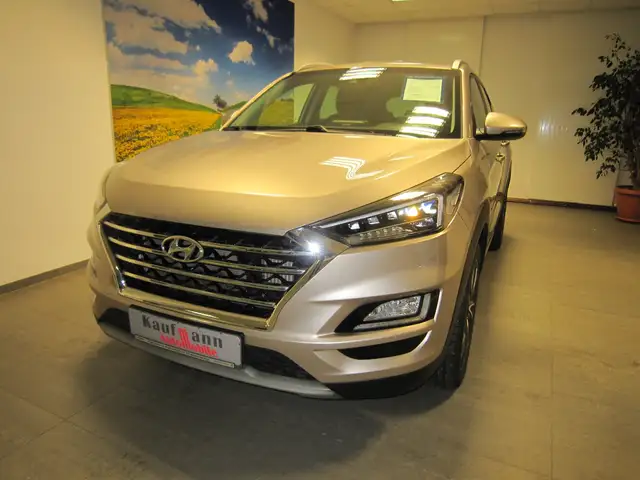 Hyundai TUCSON FL 1.6T- GDi 4WD STYLE