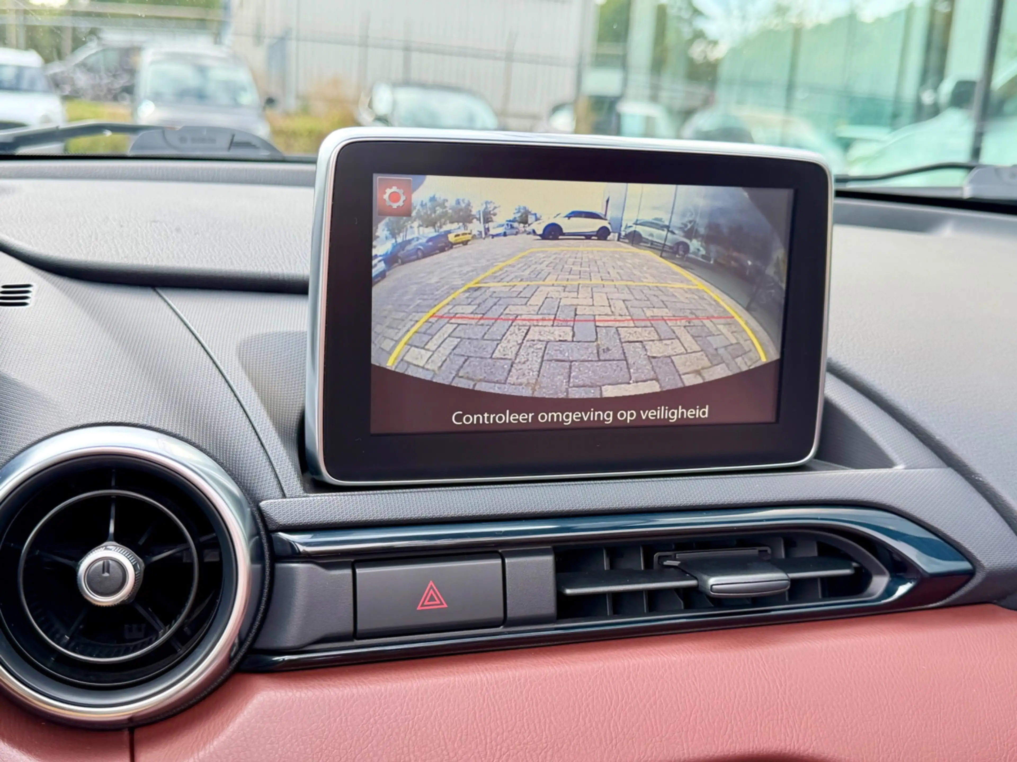 Mazda MX-5 RF 2.0 SkyActiv-G 160 GT-M, CarPlay, BOSE, Sportui — photo 18