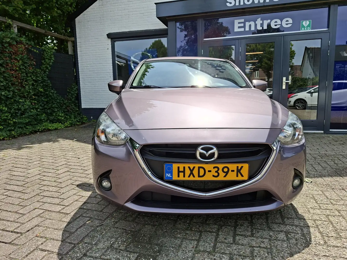 Mazda 2 1.5 Skyactiv-G Skylease+ Automaat Mauve - 2