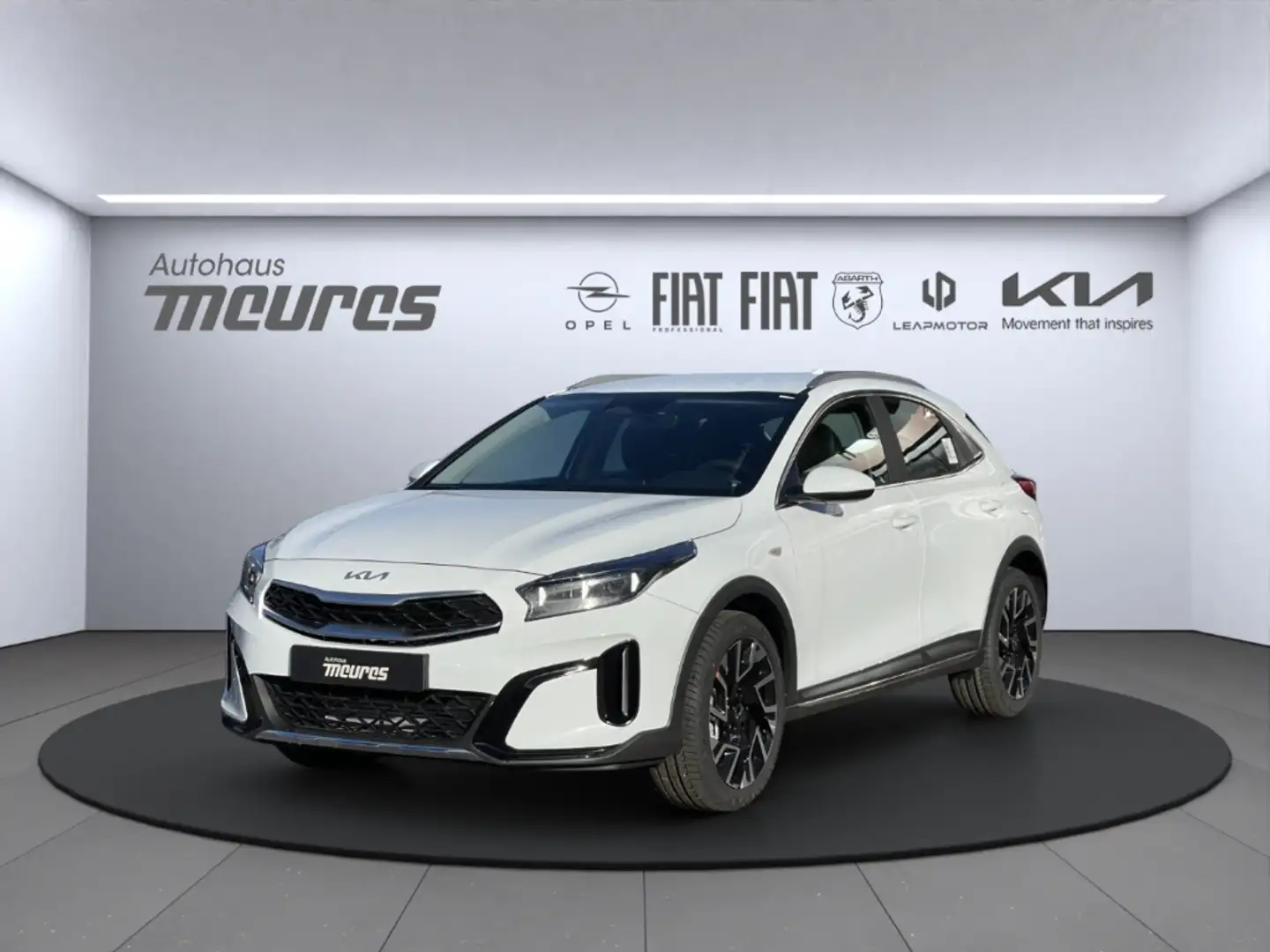Kia XCeed Vision 1.0 T-GDI NAVI KLIMAAUTOMATIK WINTERPAKET T Weiß - 1