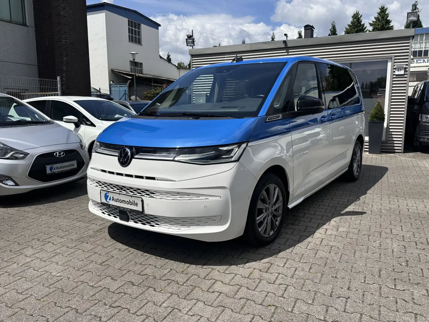 Volkswagen T7 Multivan Life Energetic eHybrid HUD*Panorama*ACC - 1