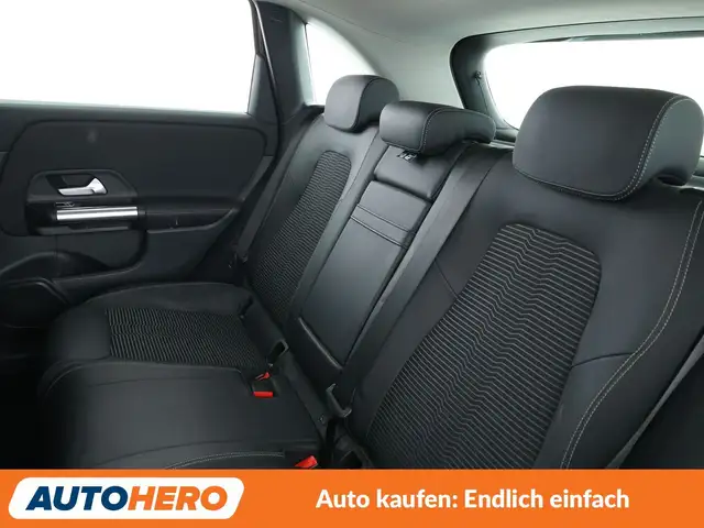 Mercedes-Benz B-Class view 14