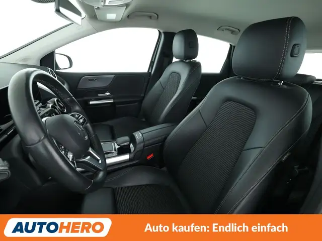 Mercedes-Benz B-Class view 10