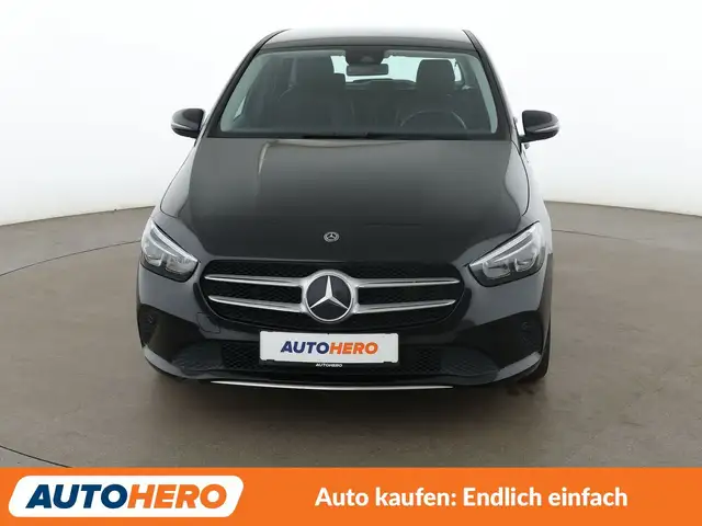 Mercedes-Benz B-Class view 9
