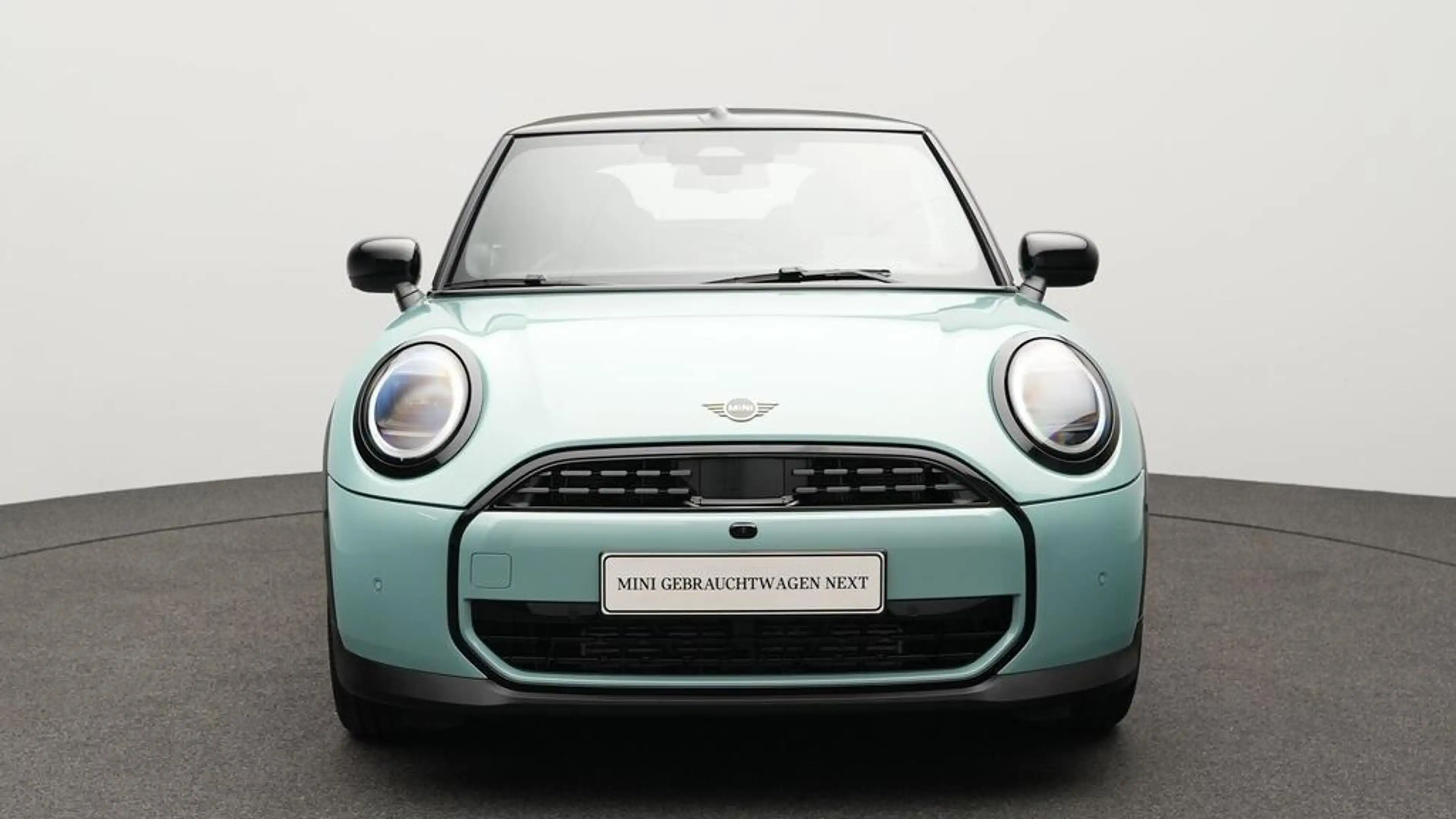 MINI Cooper C Cabrio Classic Trim — photo 15