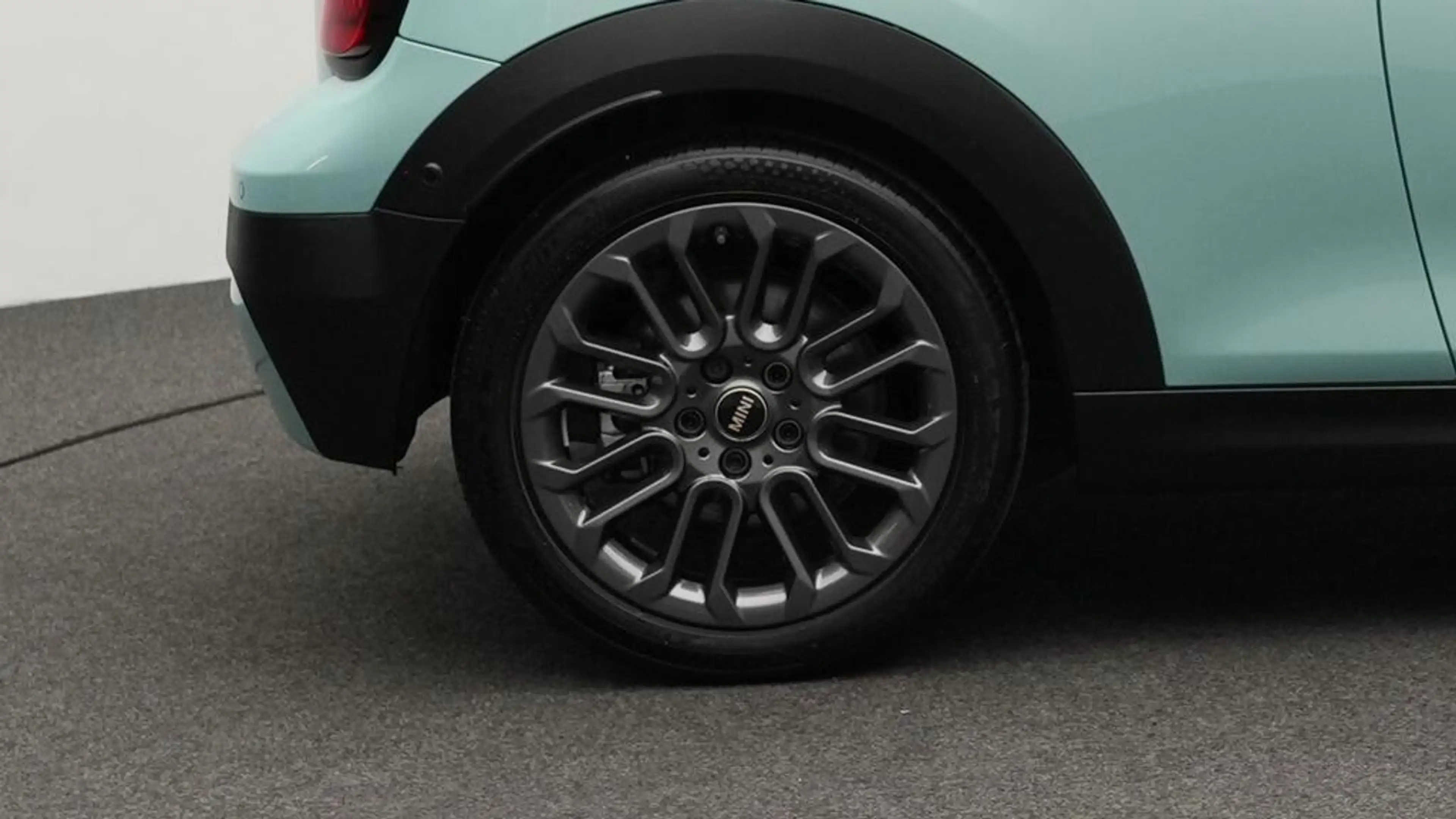 MINI Cooper C Cabrio Classic Trim — photo 12