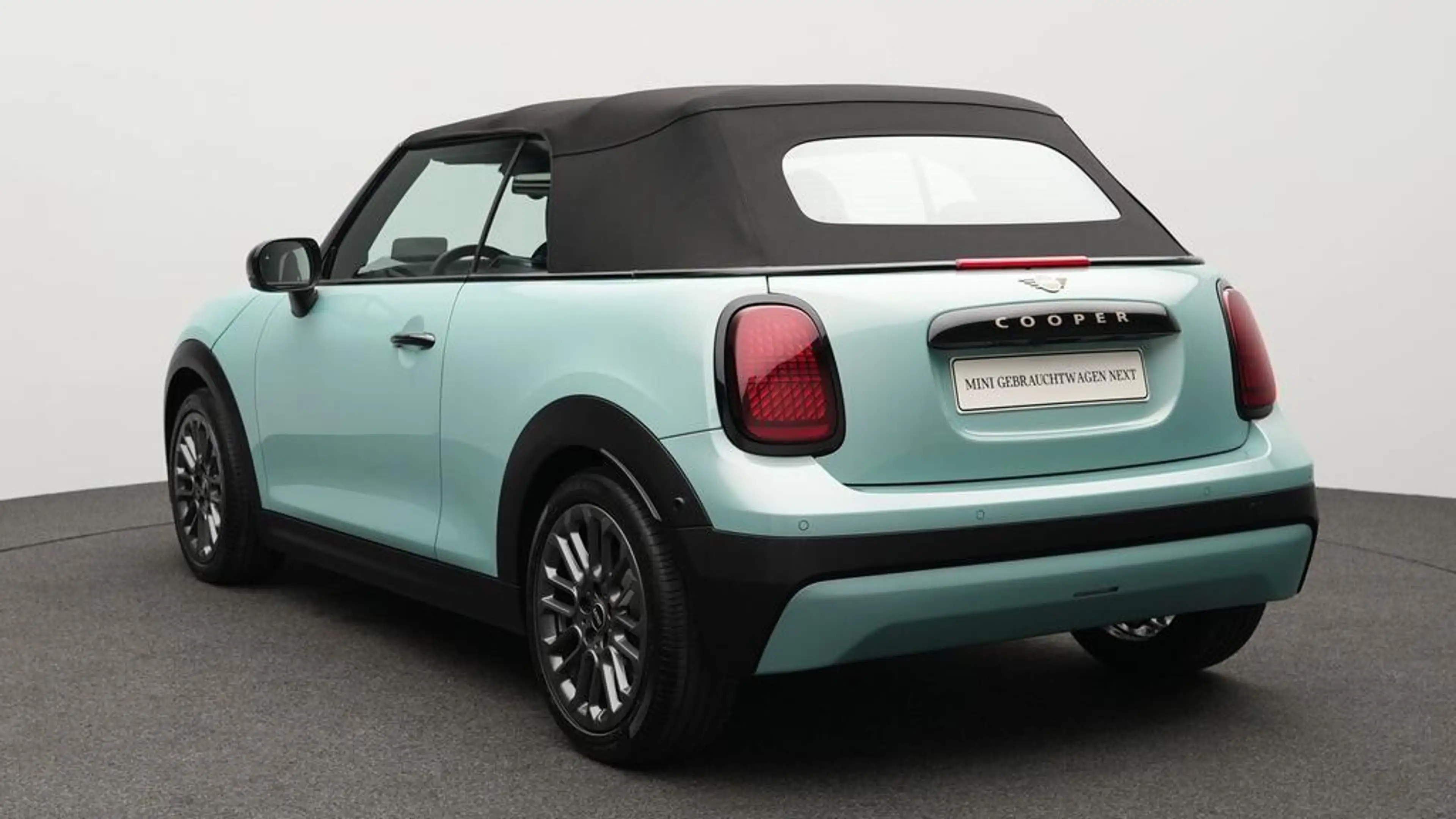 MINI Cooper C Cabrio Classic Trim — photo 4