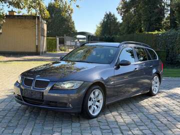 Touring 325iX