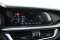 Alfa Romeo Stelvio 2.2 JTDM Veloce Q4 Weiß - thumbnail 23