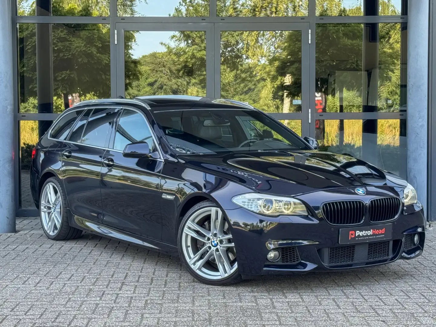 BMW 535 5-serie Touring 535i High Executive, M-Sport, Pano Noir - 2