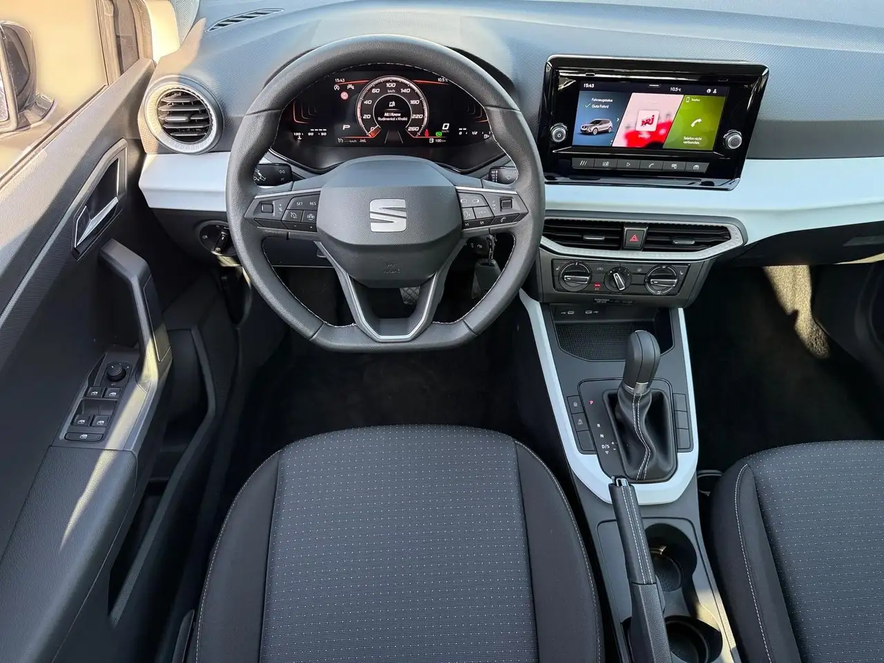 SEAT Arona 1.0 TSI DSG Style LED SHZ CarPlay/Android 6