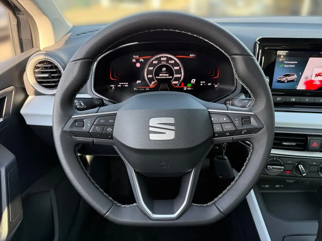 SEAT Arona 1.0 TSI DSG Style LED SHZ CarPlay/Android 7