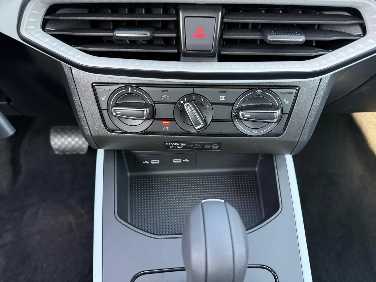SEAT Arona 1.0 TSI DSG Style LED SHZ CarPlay/Android 14