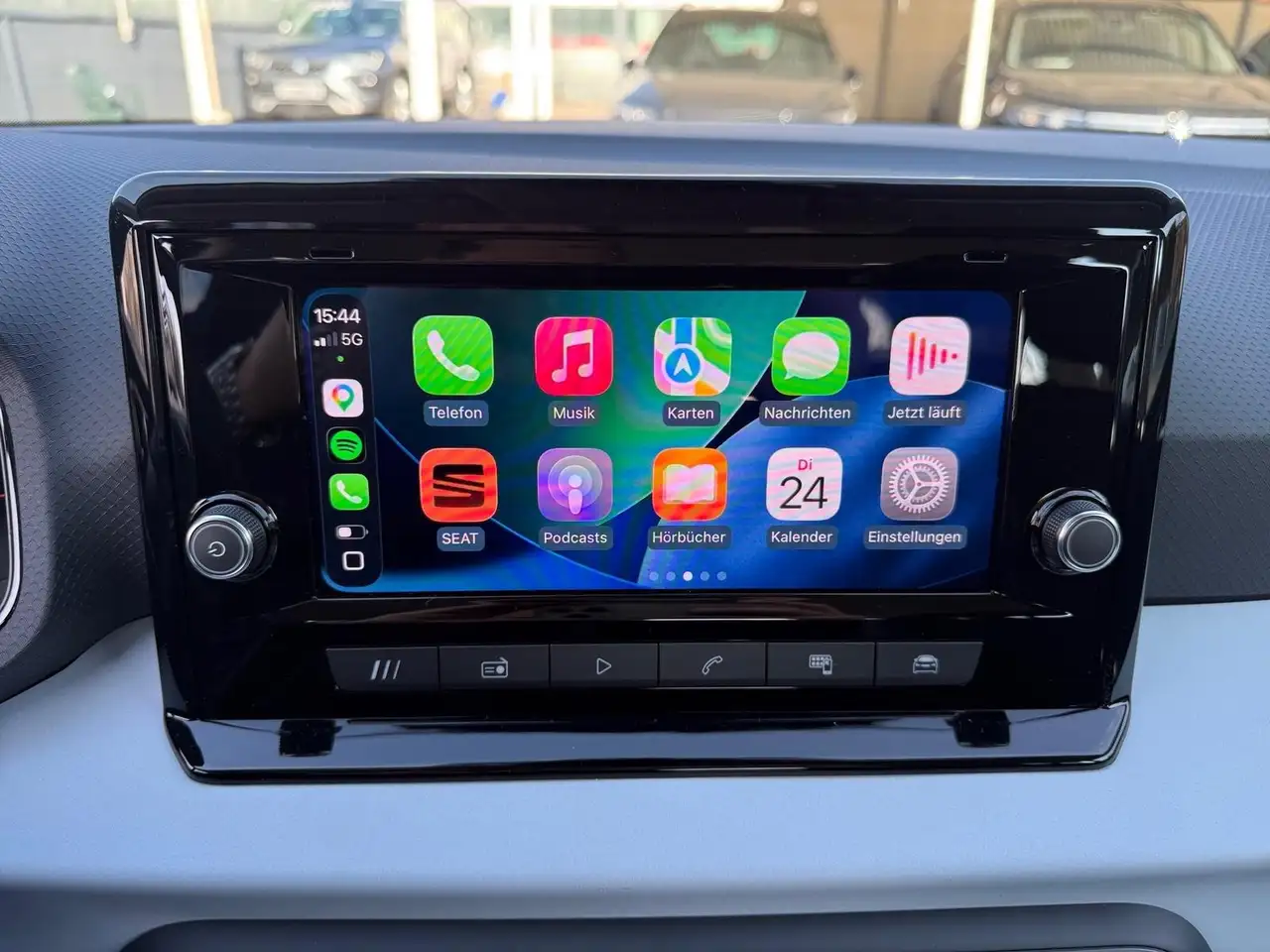 SEAT Arona 1.0 TSI DSG Style LED SHZ CarPlay/Android 12