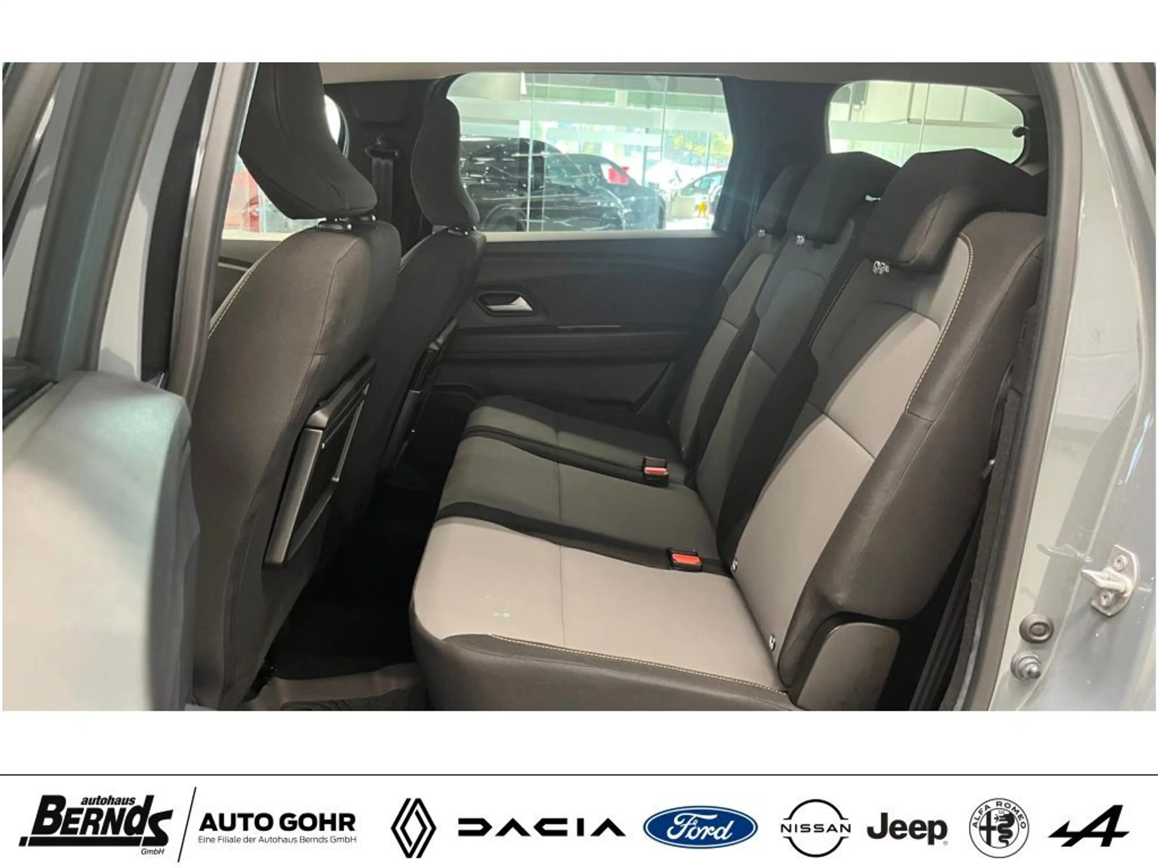 Dacia Jogger TCe 110 Extreme 7-SITZER NAVI PDC KLIMAAUTOMATIK — photo 12