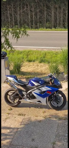 Suzuki GSX-R 1000 - foto 3